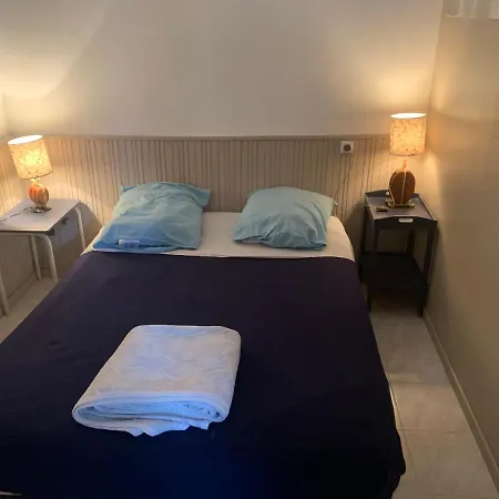 Etape Mont Saint Michel St Malo 50220 Ducey-Les Cheris