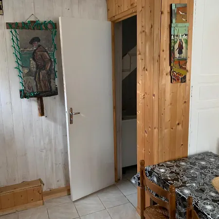 Etape Mont Saint Michel St Malo 50220 * Ducey-Les Cheris