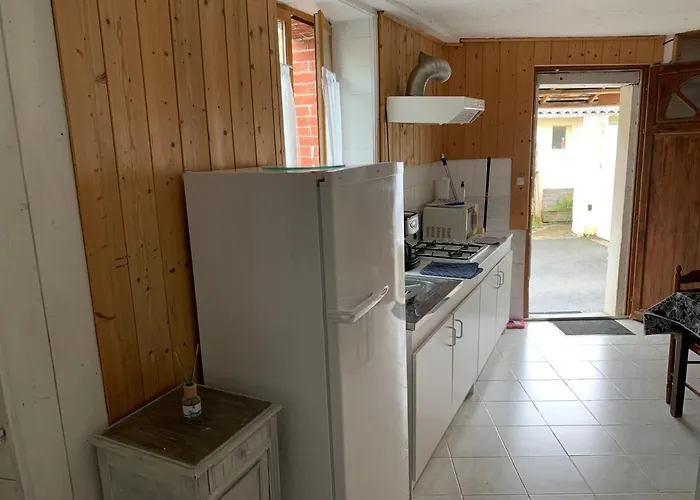 Ducey-les Chéris étape Mont Saint Michel St Malo 50220 Appartamento